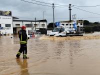 Sete desalojados em Abrantes, 4 automobilistas tiveram de ser resgatados dos carros e muitas inundações (c/áudio, fotos e vídeo) - EM ATUALIZAÇÃO 
