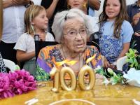 A «Ti Beatriz» fez 100 anos e a Cabeça Gorda esteve em festa (c/áudio e fotos)