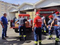 Rotaract e Interact entregam bens recolhidos em campanha aos Bombeiros (c/áudio)
