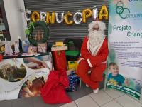 Cornucópia de Talentos promove venda de Natal e divulgação do Projeto Criança (c/áudio) 