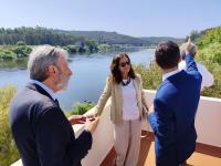 Ministra da Cultura conheceu a Igreja Matriz, a Casa-Memória e Jardim Horto de Camões (c/áudio e fotos)