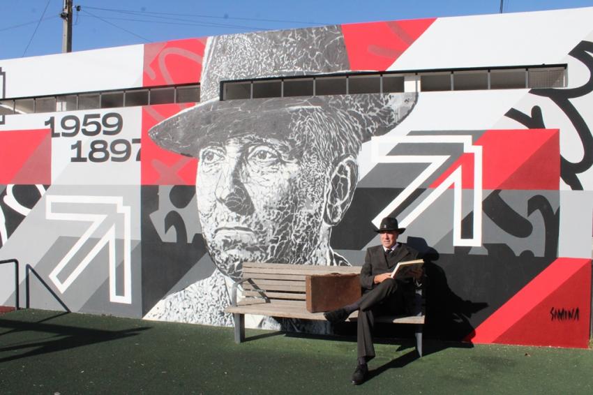 Nos 125 anos do nascimento de António Botto Concavada ganhou um mural de pintura urbana (c/áudio)