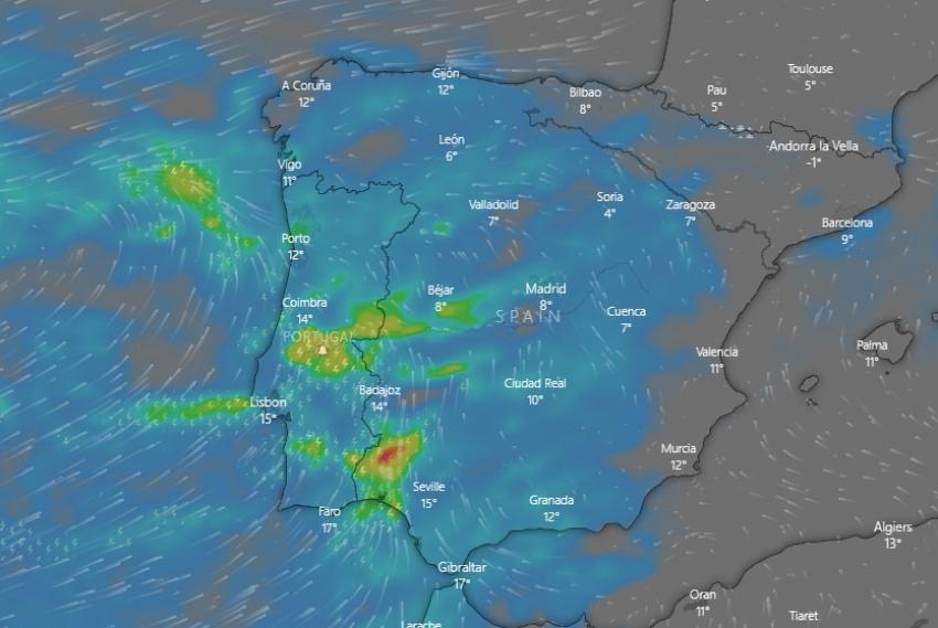 Avisos de chuva, vento forte e agitação marítima até quinta-feira